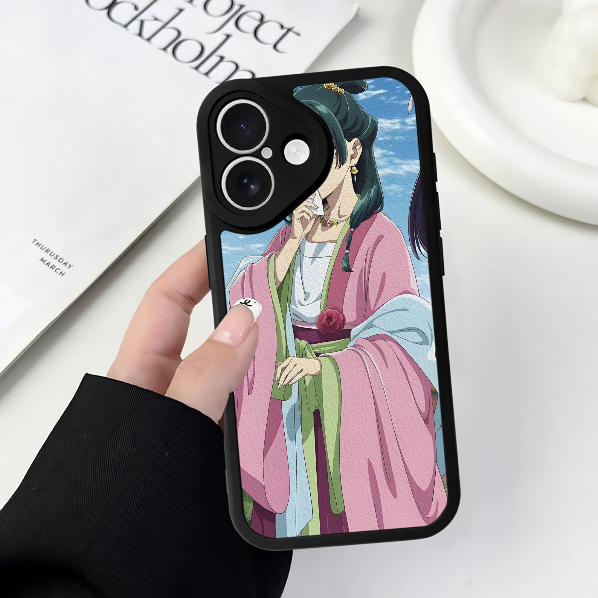 薬屋のひとりごと The Apothecary Diaries 【iPhone 16シリーズ対応】シリコンスマホケース（レザー調） 材質：シリコン